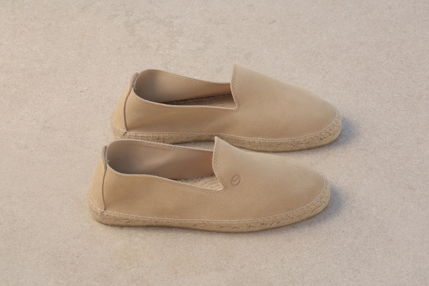 GOSTO LINO - Camel